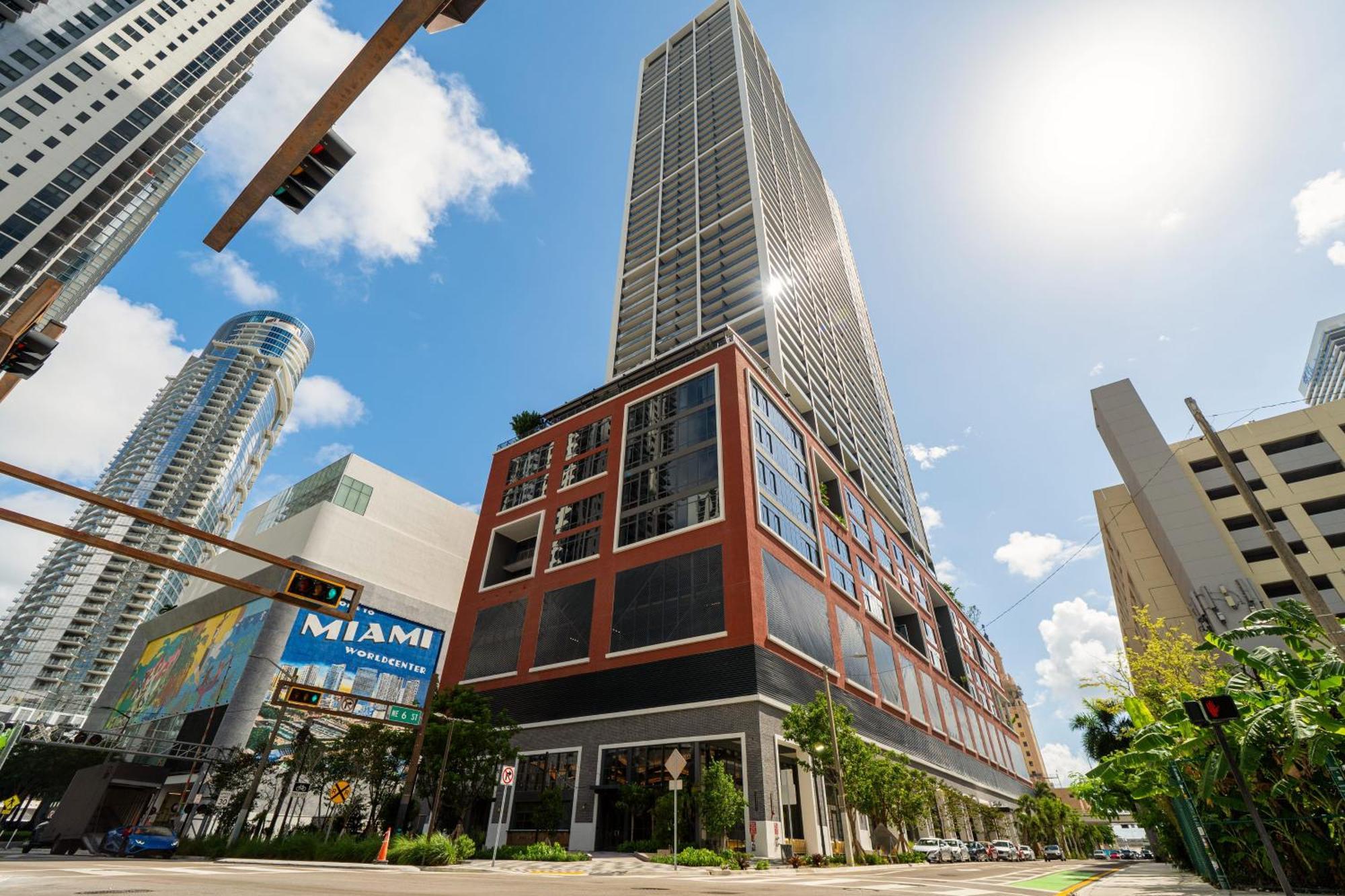 Luxury Panoramic Views - The Ultimate Downtown Getaway Miami
