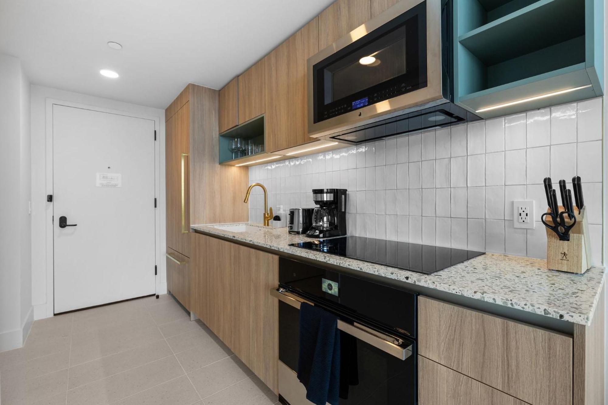 Luxury Panoramic Views - The Ultimate Downtown Getaway Apartment Miami